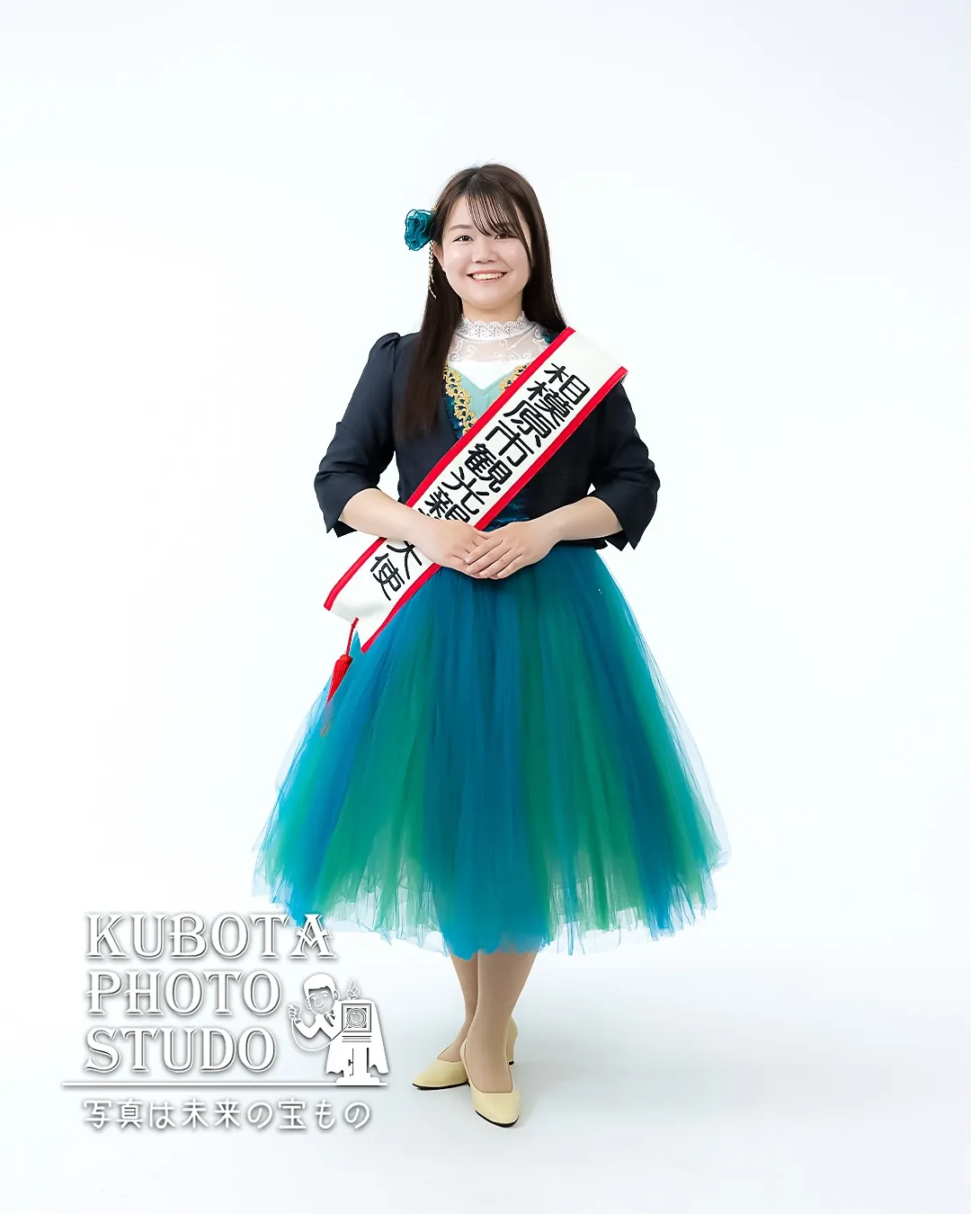 今年はなんてカラフルなドレス👗✨